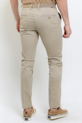 Cardinal Celana Panjang Chinos Skinny Pria F2037BK05D